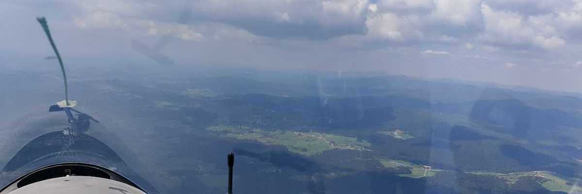 Flugwegposition um 10:38:56: Aufgenommen in der Nähe von Freyung-Grafenau, Deutschland in 1669 Meter